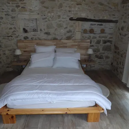 Holiday home 6 Pers Gennes Saumur Doue La Fontaine